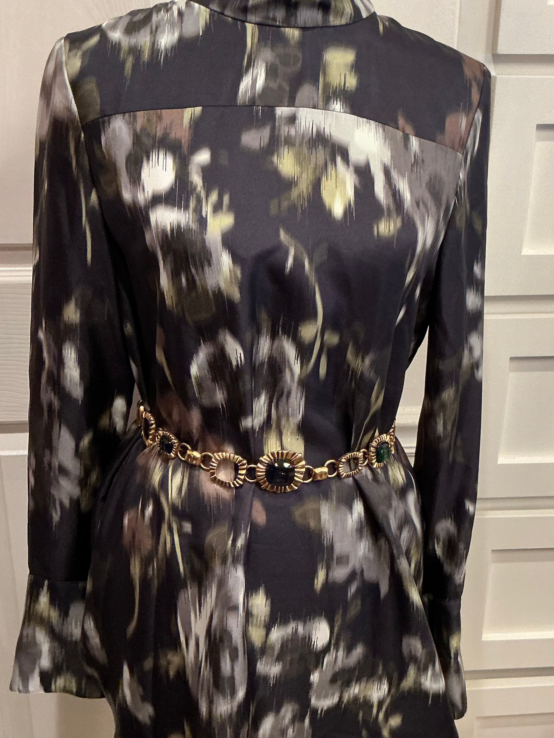 Oscar De La Renta stunning substantial necklace
